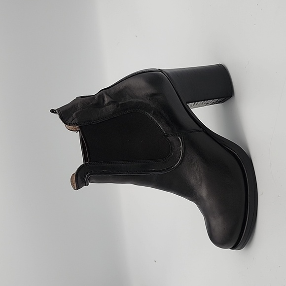 ALBERTO FERMANI Black Leather Block-heeled Ankle Boots, size 36 - Picture 2 of 5